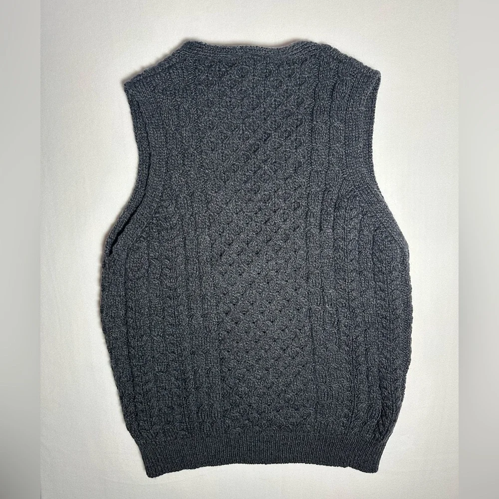 Aran Woollen Mills 100% Merino Wool Sweater Vest | Made in Ireland | Size L - Picture 6 of 6
